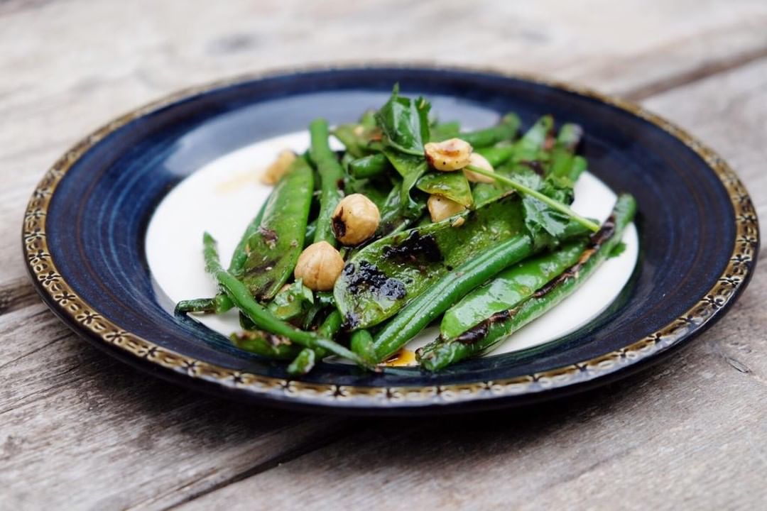 New season special at Chapel Row – chargrilled bean & mangetout salad finished with a lemon oil & toasted hazelnuts⁠
#corkagebath #veg #freshisbest #chefslife #food #bathcity #igersbath